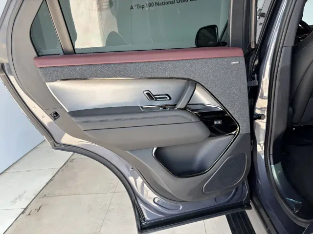 Land Rover Range Rover Sport — Фото автомобиля 19