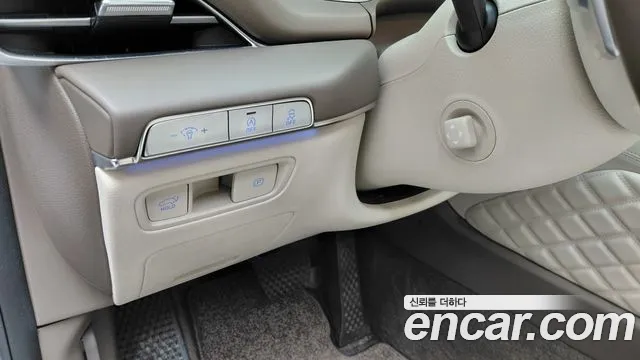Genesis GV80 — Фото автомобиля 27