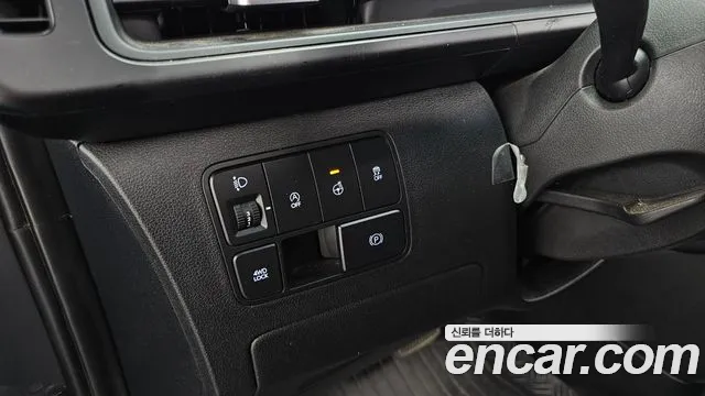 Hyundai Staria Staria 4WD Tourer 9 мест — Фото автомобиля 18