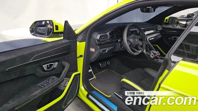 Lamborghini Urus — Фото автомобиля 10
