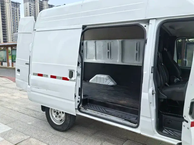 JMC Fushun — Фото автомобиля 8