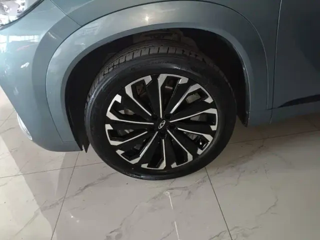 Chery Tiggo 9 — Фото автомобиля 22