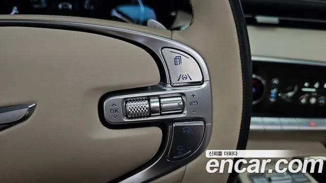 Genesis GV70 — Фото автомобиля 30