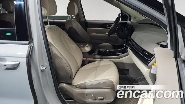 Kia Carnival 4th Gen — Фото автомобиля 16