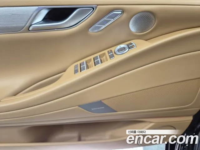 Genesis G80 Бензин 3.5 турбо AWD — Фото автомобиля 4