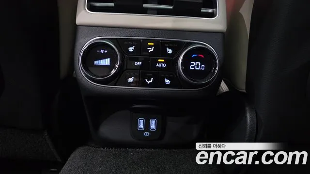 Genesis GV70 — Фото автомобиля 19