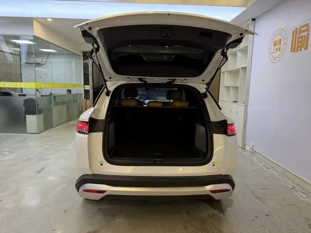 BYD Song L DM-i — Фото автомобиля 8