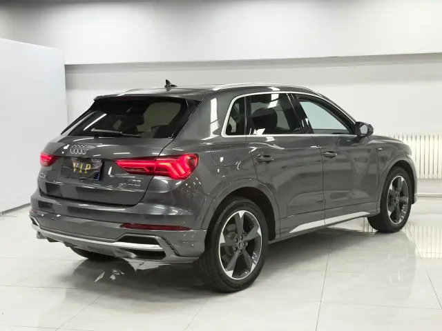 Audi Q3 — Фото автомобиля 6
