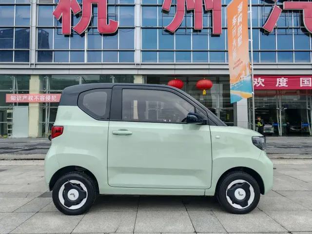 Wuling Hongguang Mini EV — Фото автомобиля 7