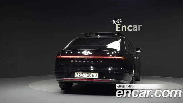 Hyundai Grandeur GN7 — Фото автомобиля 4