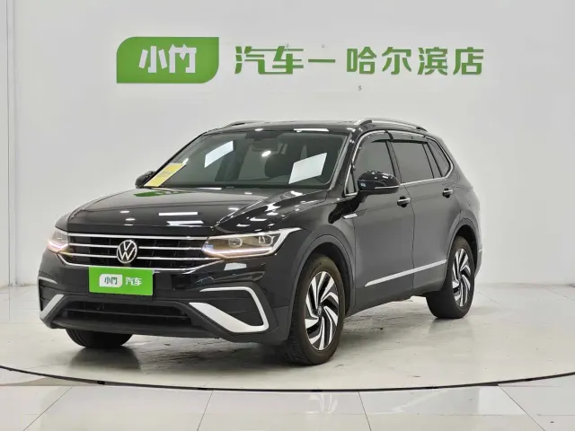 Фотография автомобиля — Volkswagen Tiguan L