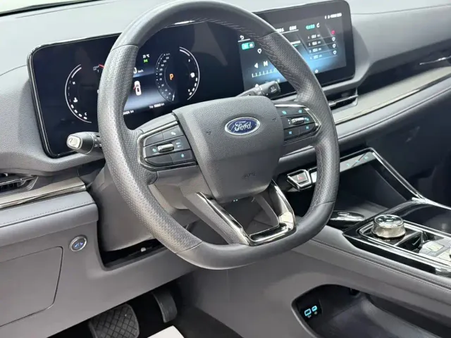 Ford Lingrui — Фото автомобиля 7