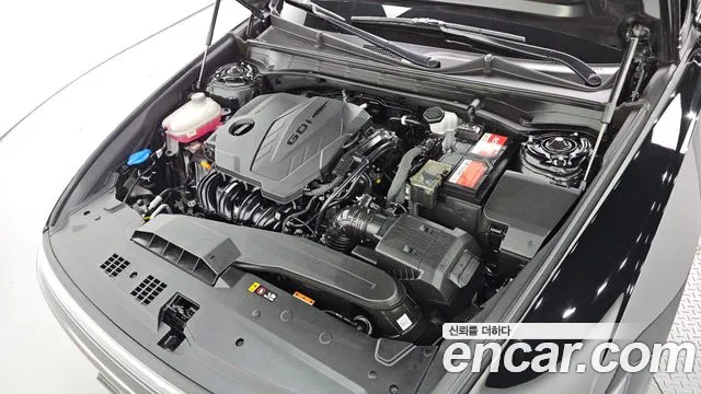 Hyundai Grandeur GN7 — Фото автомобиля 9