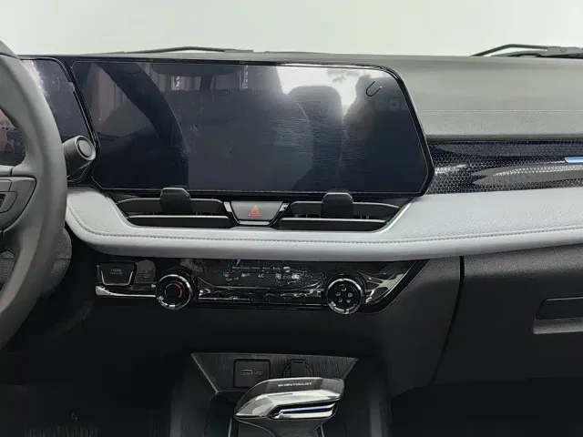 Chevrolet Monza — Фото автомобиля 12