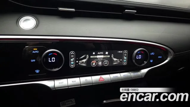 Genesis GV70 2.2 Дизель AWD — Фото автомобиля 18