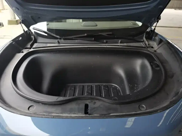 IM Motors LS6 — Фото автомобиля 19