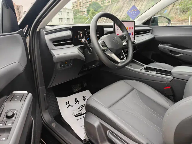 Volkswagen Lavida 2025 PRO 1.5L Classic Edition — Фото автомобиля 12