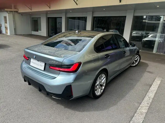 BMW BMW 3 Series 2025 330Li M Sport Night Edition — Фото автомобиля 2