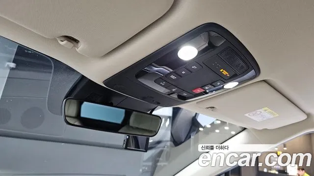 Kia Canival Carnival 4 поколение Бензин 7 мест Hi-Limousine — Фото автомобиля 21