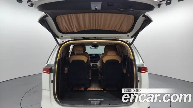 Kia Canival Carnival 4 поколение Дизель 9 мест Signature — Фото автомобиля 20