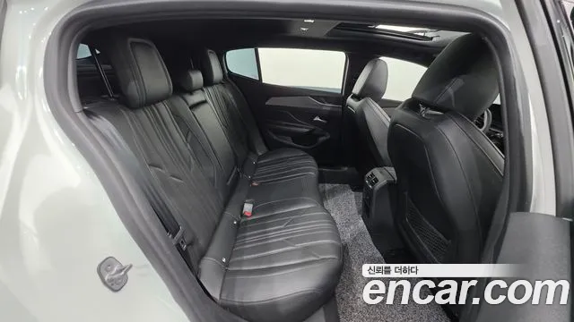 Peugeot 408 — Фото автомобиля 28
