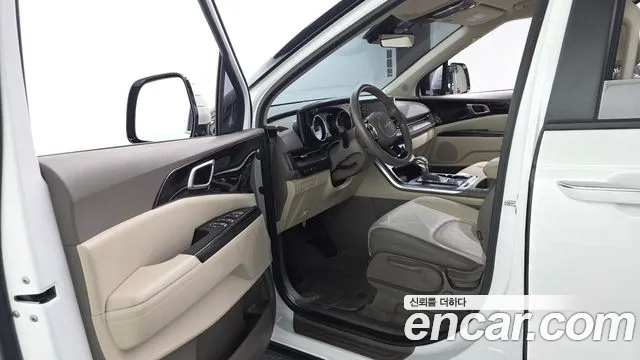 Kia Carnival 4th Gen — Фото автомобиля 15