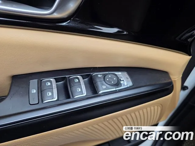 Kia Canival Carnival 4 поколение 9 мест Prestige — Фото автомобиля 16