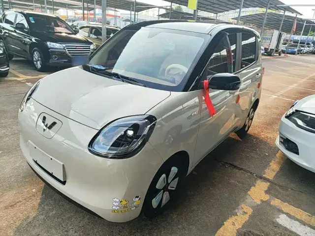 Фотография автомобиля — Wuling Hongguang Mini EV