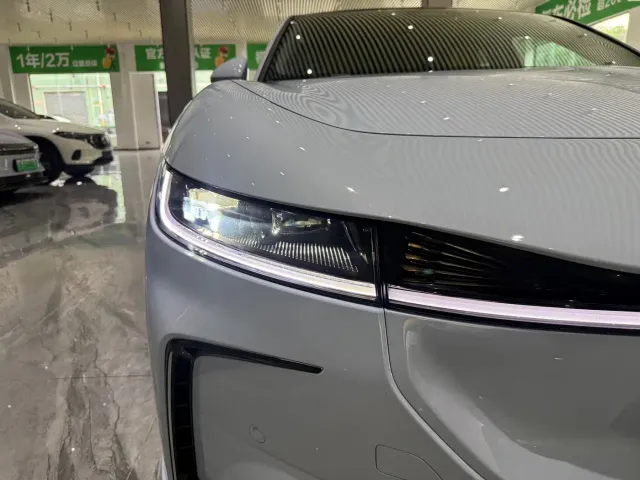 Voyah Auto VOYAH Zhuiguang 2023 4WD Flagship Edition — Фото автомобиля 23