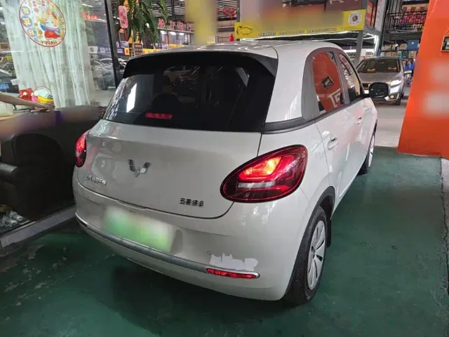 Wuling Bingo — Фото автомобиля 6
