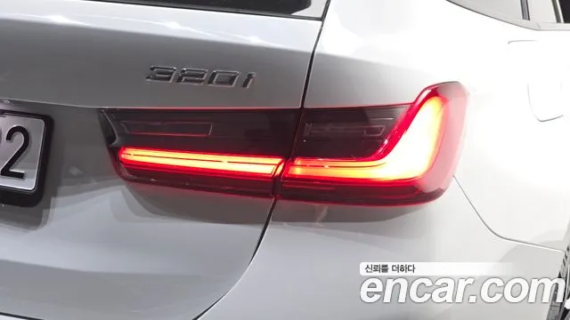 BMW 3-Series 3 серия (G20) 320i Touring M Sport — Фото автомобиля 19