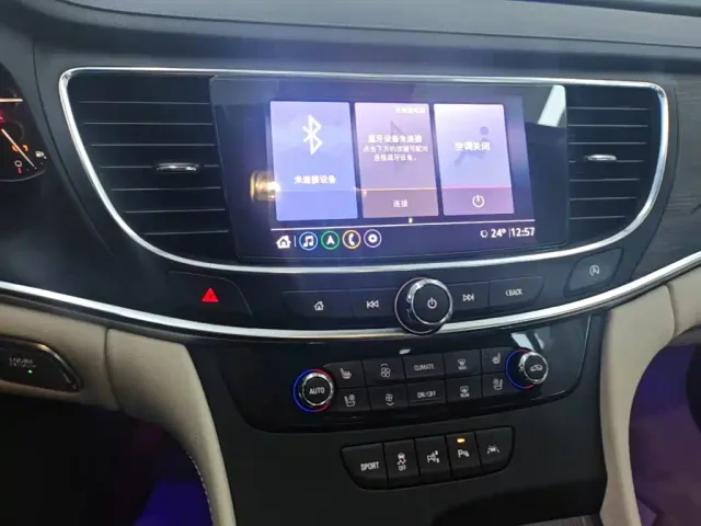 Buick LaCrosse — Фото автомобиля 12