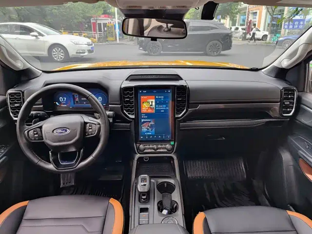 Ford Ranger — Фото автомобиля 10