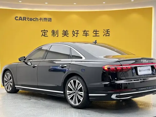 Audi A8 — Фото автомобиля 4