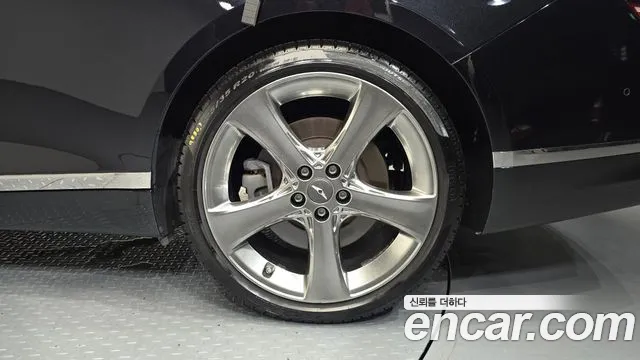 Genesis G80 RG3 — Фото автомобиля 6