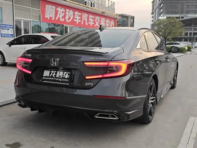 Honda Accord 2022 260TURBO Phantom Night Premium — Фото автомобиля 9