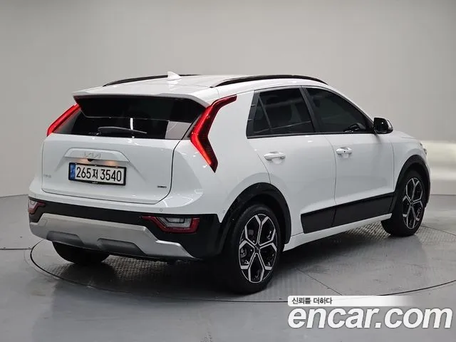 Kia Niro The All New Niro Signature — Фото автомобиля 2