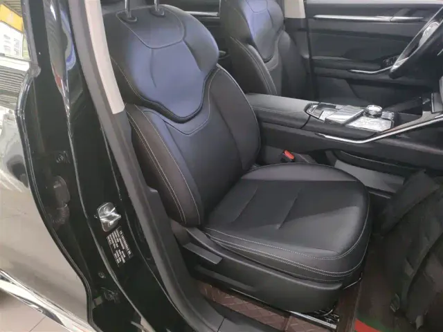 Haval H6 — Фото автомобиля 16