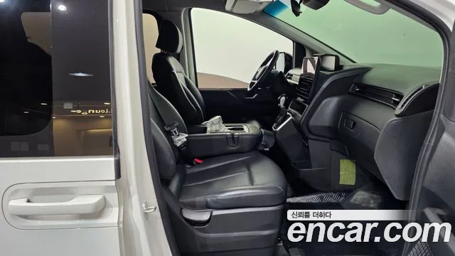 Hyundai Staria — Фото автомобиля 17