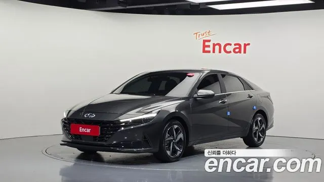 Фотография автомобиля — Hyundai Avante CN7
