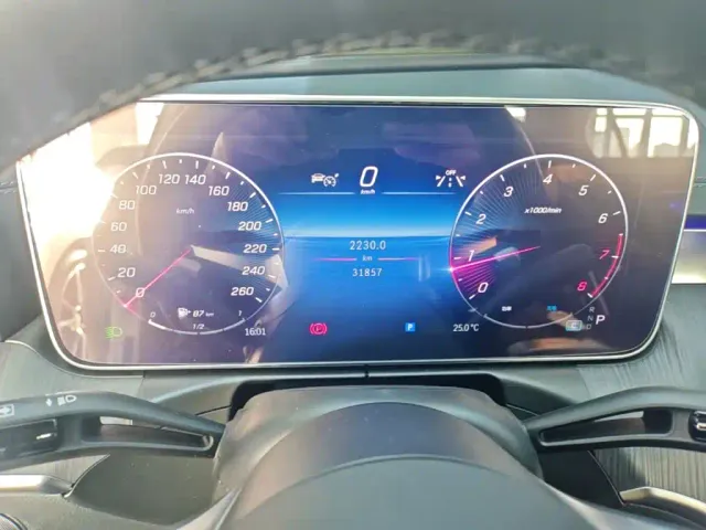 Mercedes-Benz C-Class — Фото автомобиля 11