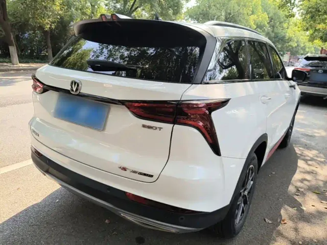 Changan CS75 Plus — Фото автомобиля 6