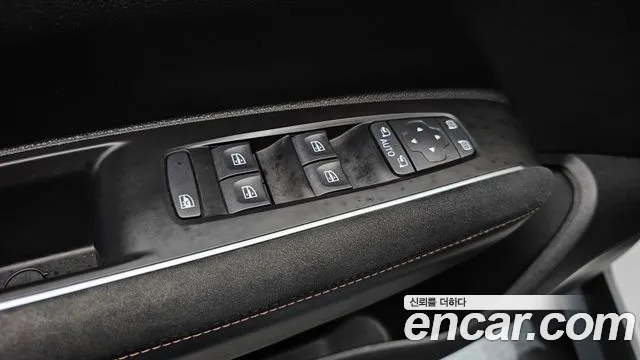 Renault-KoreaSamsung QM6 Новый QM6 2.0 LPe Première 2WD — Фото автомобиля 18