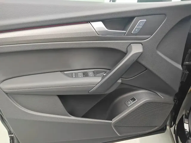 Audi Q5L — Фото автомобиля 7