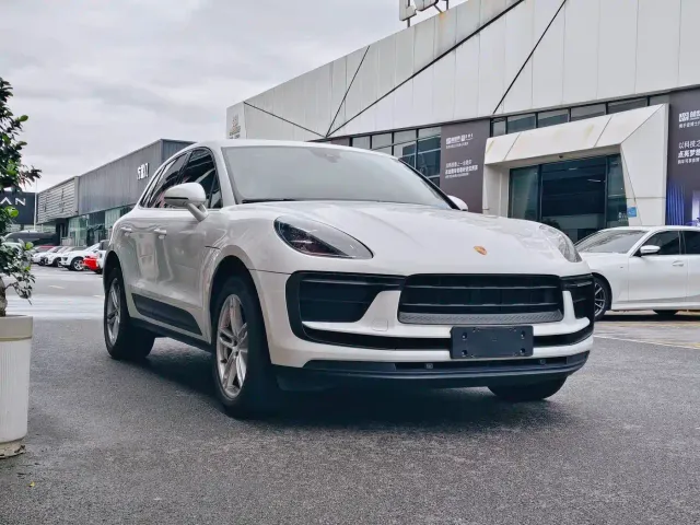 Porsche Macan — Фото автомобиля 6