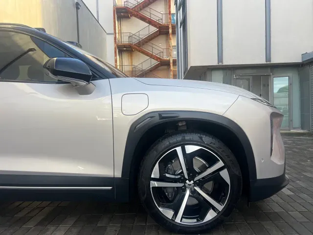 Nio ES7 — Фото автомобиля 10