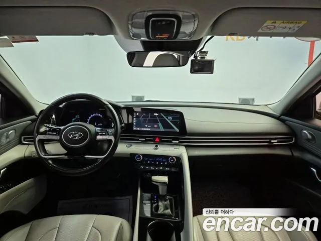 Hyundai Avante CN7 — Фото автомобиля 7
