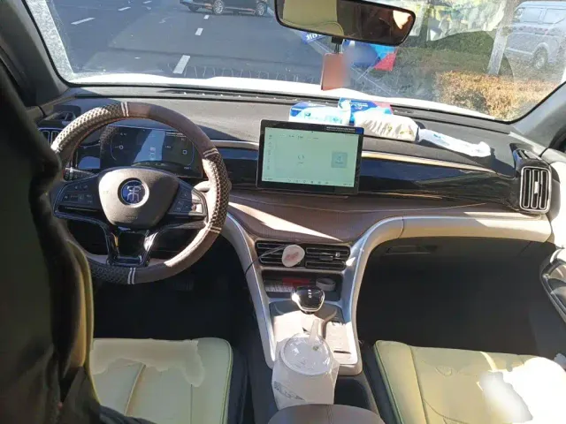 BYD Song Pro — Фото автомобиля 5