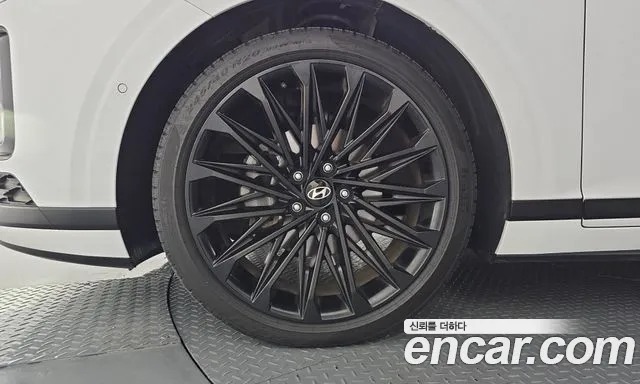 Hyundai Grandeur GN7 — Фото автомобиля 5