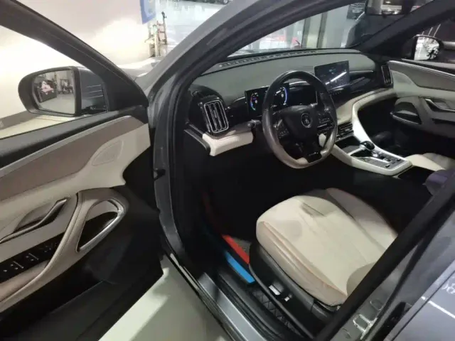 BYD Song Pro — Фото автомобиля 15